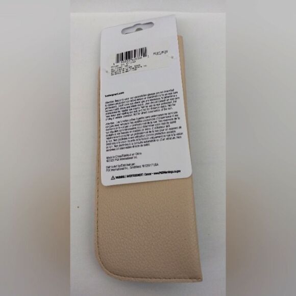 Free with Purchase Foster Grant Women's Eyeglasses 125 Women's Accessori… - Picture 6 of 6